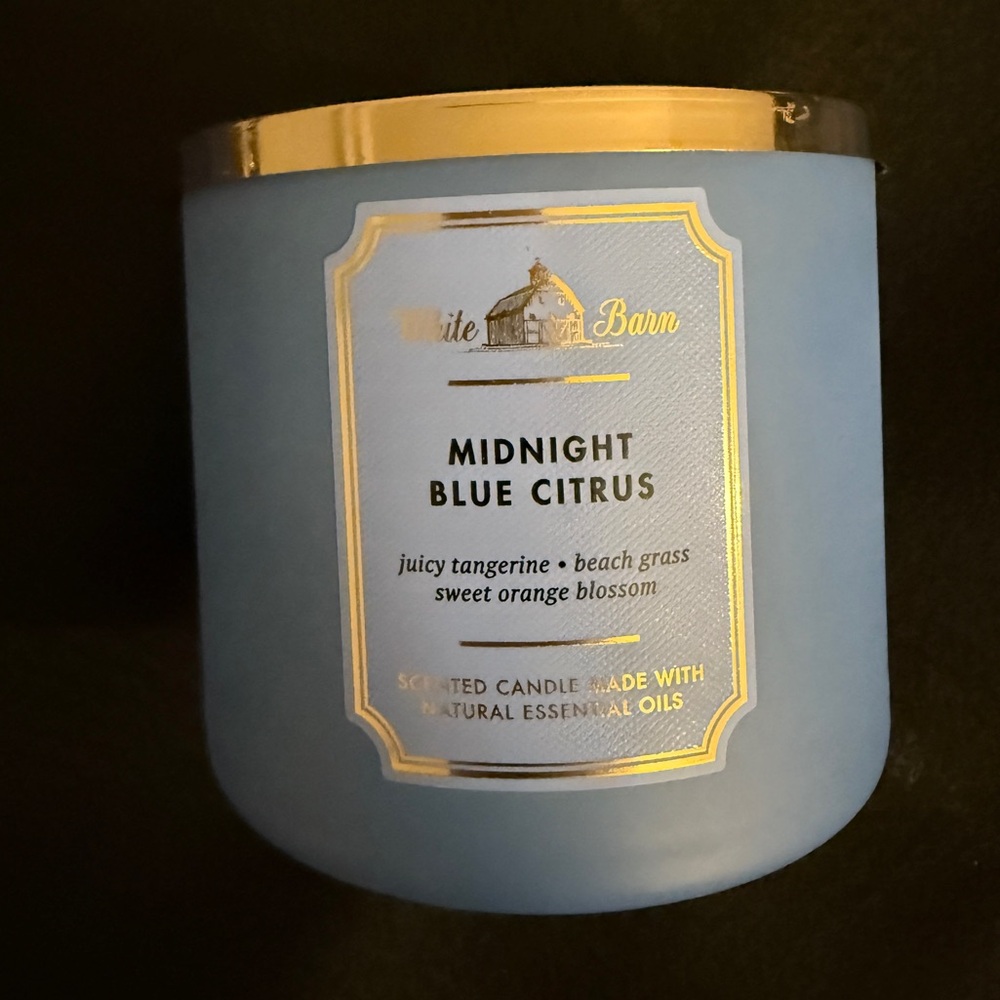 White Barn Midnight Blue Citrus Candle - Blue Never Burned